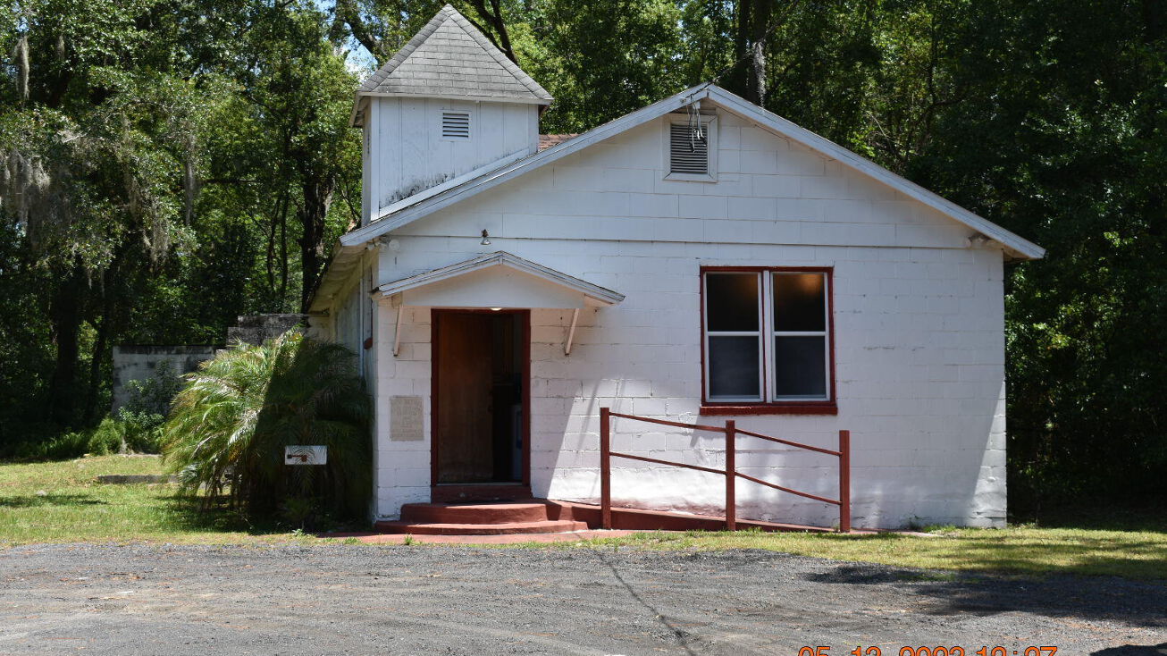 5031 HALLS DR, JACKSONVILLE, FL 32207 Special Purpose Property for