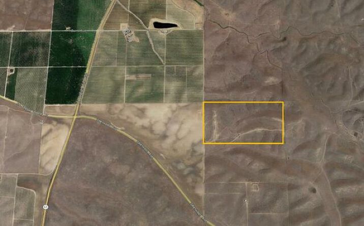 Pictures of Land property located at 0 Sherwood Avenue, McFarland, CA 93250 for sales - image #1