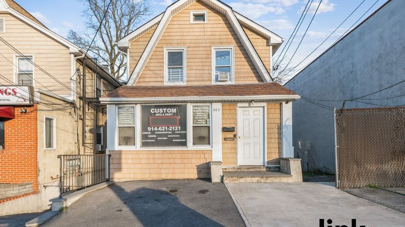 662 Central Park Ave, Yonkers, NY 10704