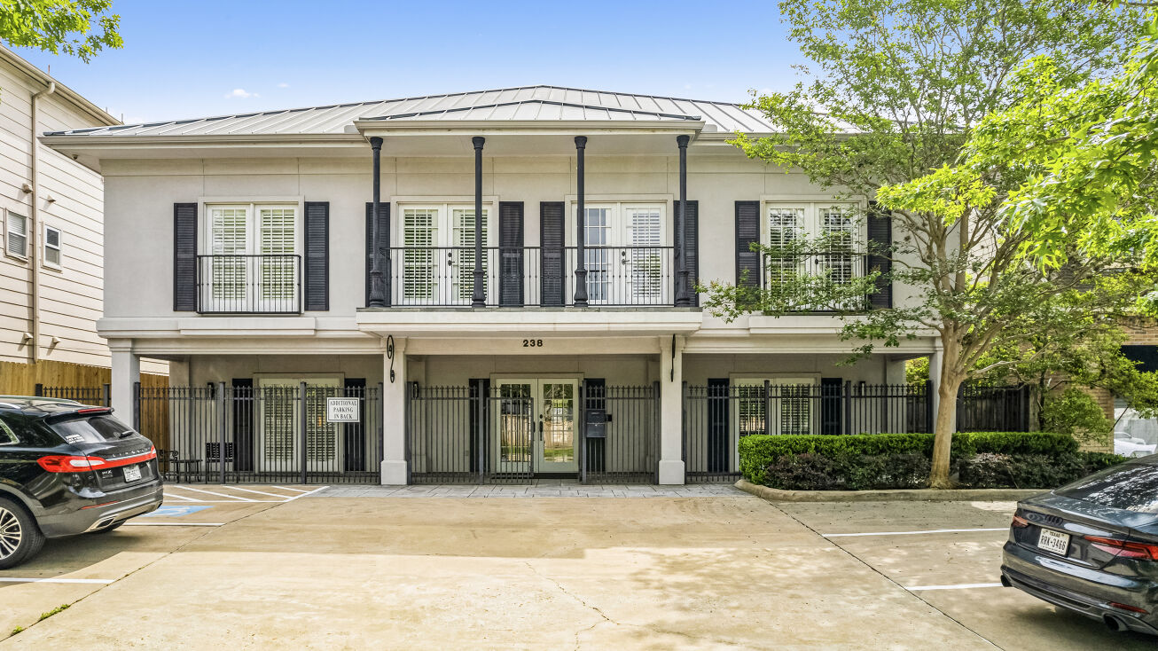 238 Westcott St, Houston, TX 77007