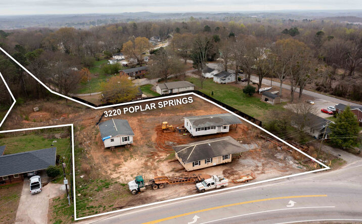 Pictures of Land property located at 3220 Poplar Springs Road, Gainesville, GA 30507 for sales - image #1
