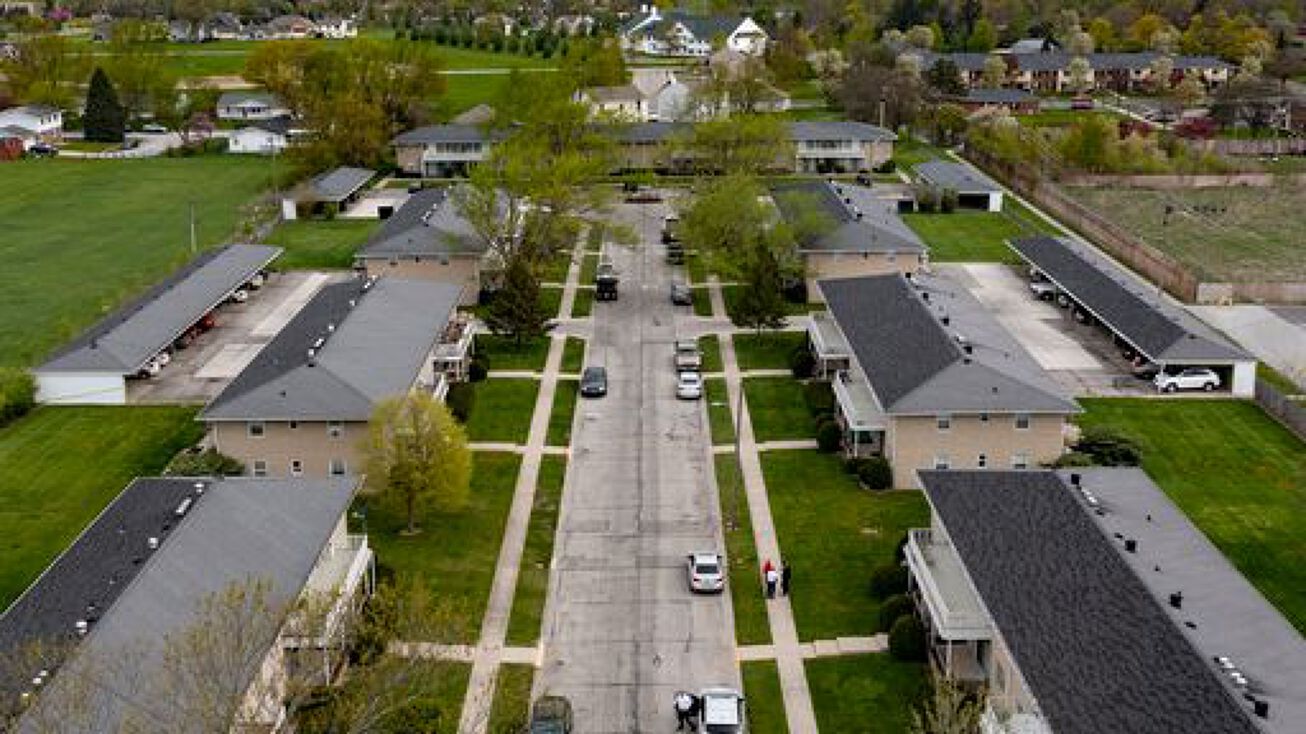 1002 N Park Forest Dr, Marion, IN 46952