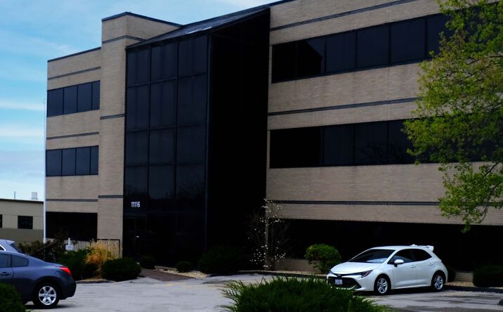 Pictures of Office property located at 11116 S Towne Square, St. Louis, MO 63123 for sales - image #1