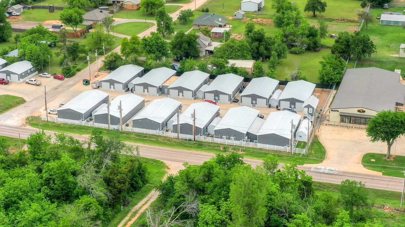 3275 E Waterloo Rd, Edmond, OK 73034