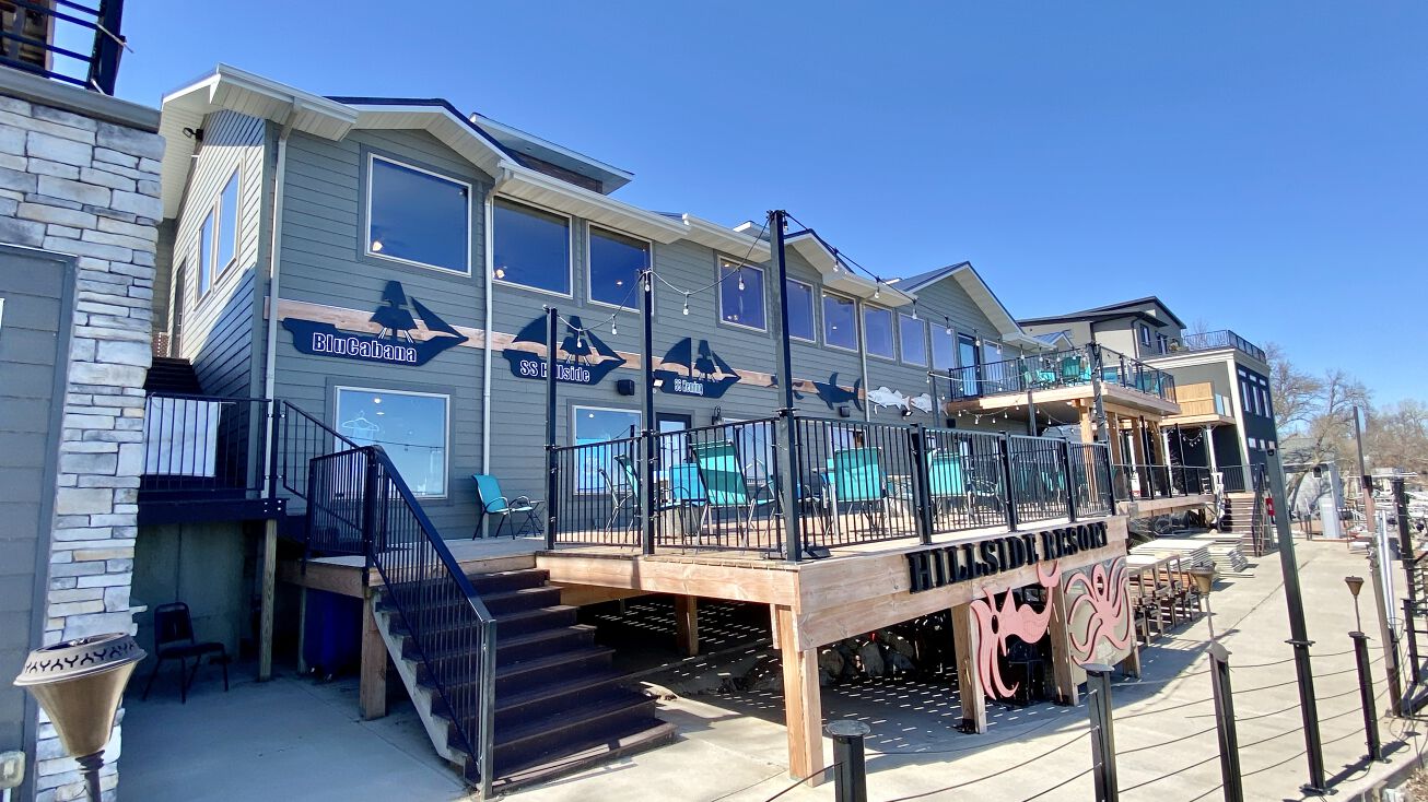 46042 238th St, Wentworth, SD 57075