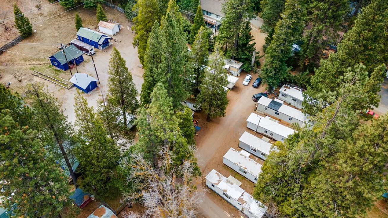 737 S Weed Blvd, Weed, CA 96094