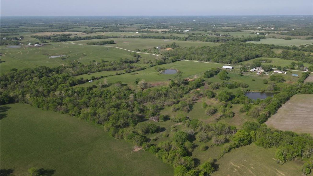 Mayes Road, Rayville, MO 64084