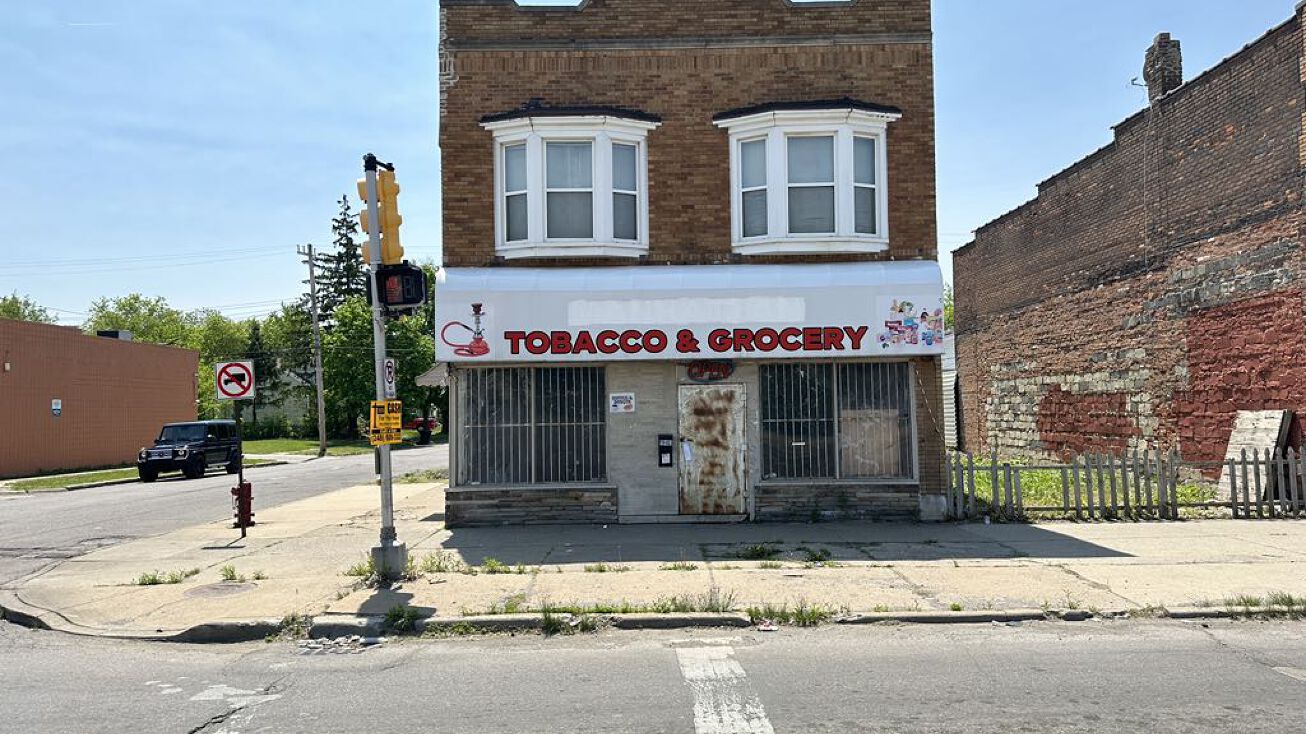 19403 W Warren Ave, Detroit, MI 48228