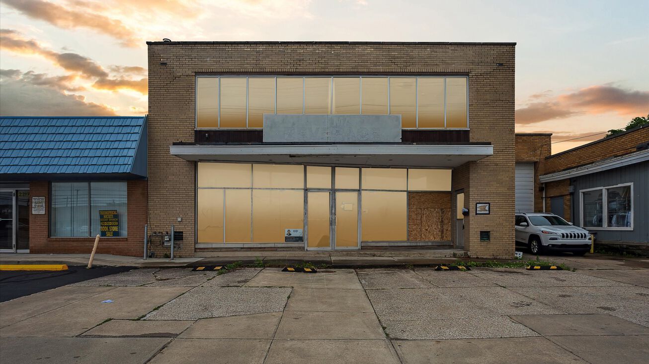 2221 Brookpark Rd, Parma, OH 44134