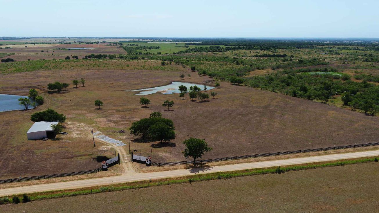 Co Rd 108A, Buckholts, TX 76518