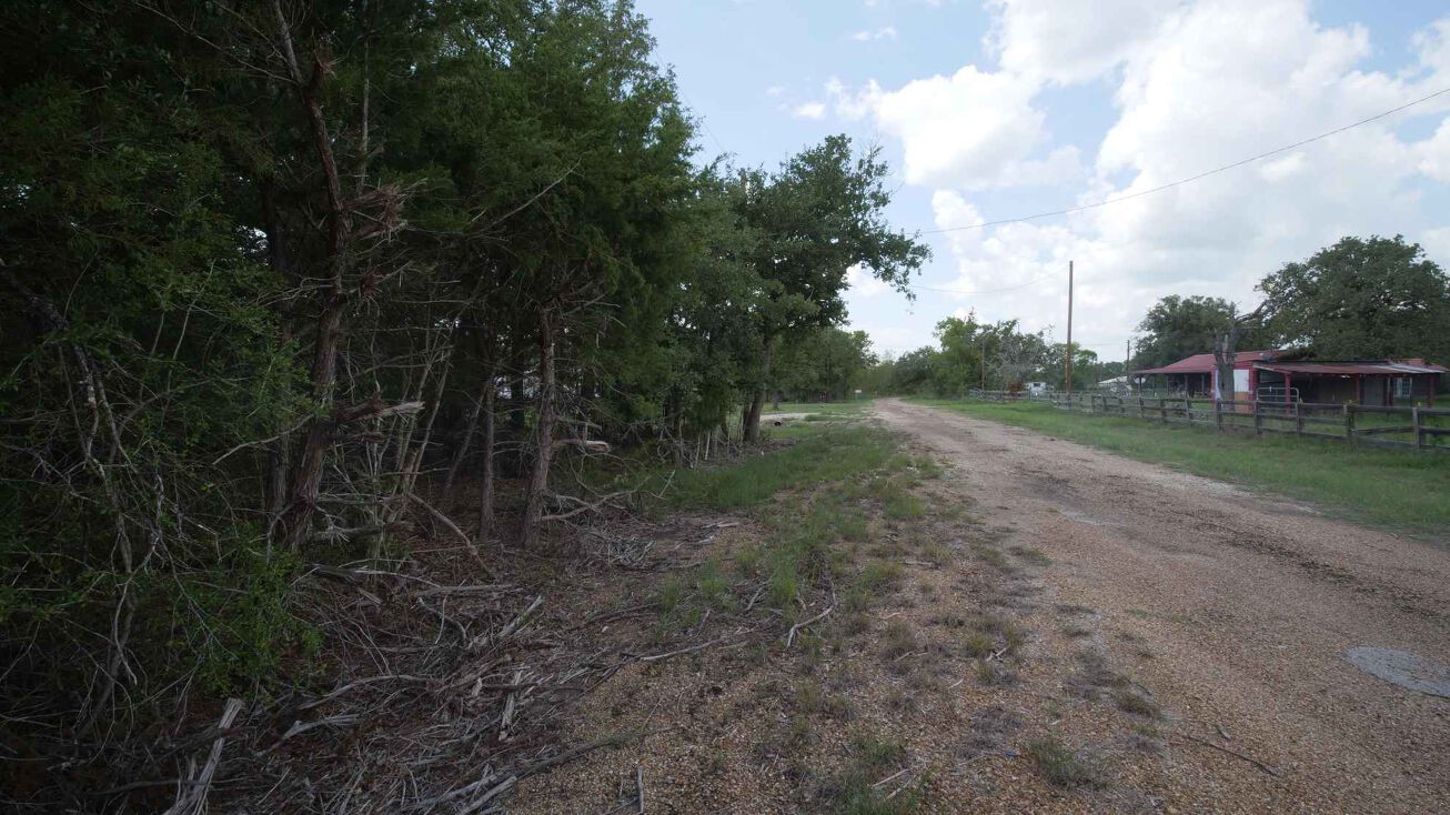 Pictures of Land property located at Shady Oaks Ln, Somerville, TX