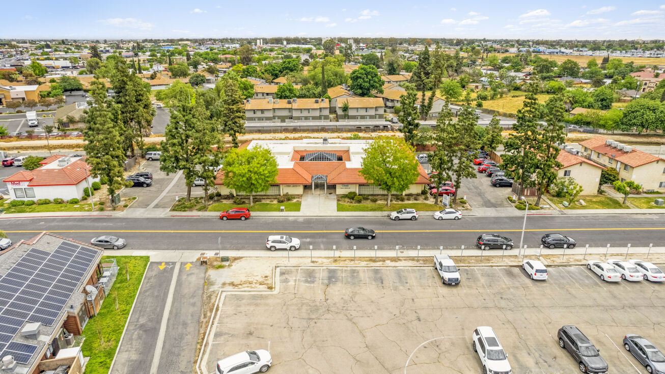 355 Campus Dr, Hanford, CA 93230 Office Property for Sale 355 Campus Dr