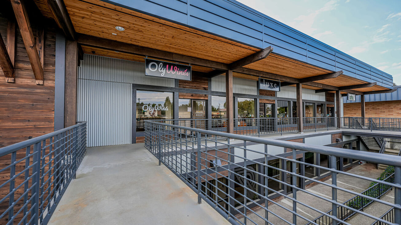 Pictures of Mixed Use, Retail property located at 321 Cleveland Ave SE, Tumwater, WA 98501 for sales - image #1