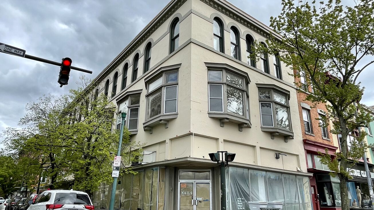 403 Fulton St, Troy, NY 12180 Mixed Use Property for Sale 403