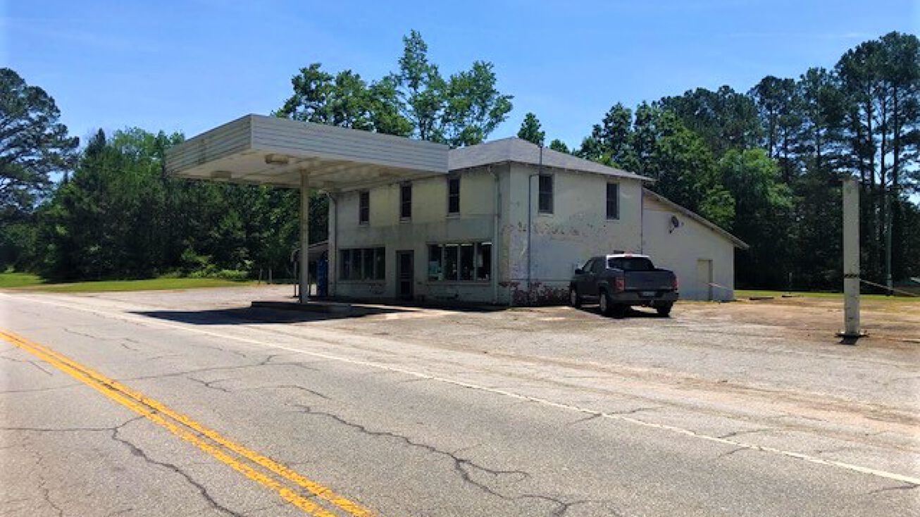 26042 US76, Newberry, SC 29108