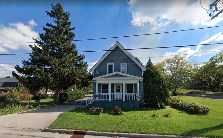 Pictures of Retail, Mixed Use property located at 11126 N Wauwatosa Rd, Mequon, WI 53097 for sales - image #1