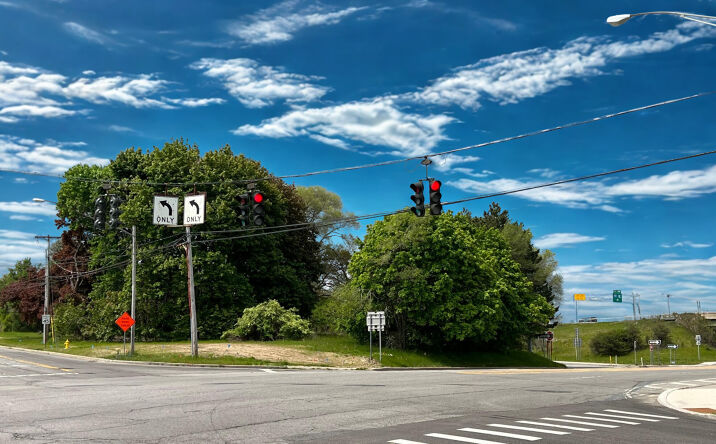 Pictures of Land property located at 337 Middle Rd, Henrietta, NY 14467 for sales - image #1