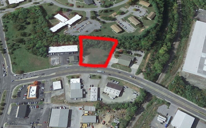Pictures of Land property located at 3771 Peters Creek Rd, Roanoke, VA 24018 for sales - image #1