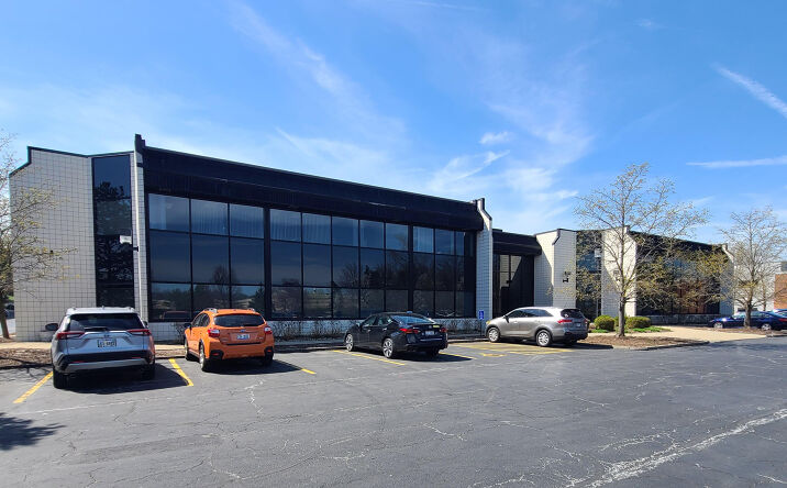 Pictures of Office property located at 24610 Detroit Rd, Westlake, OH 44145 for sales - image #1