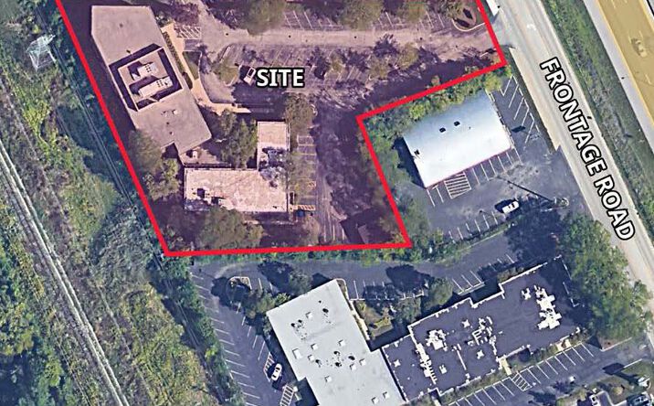 790 Nw Frontage Rd