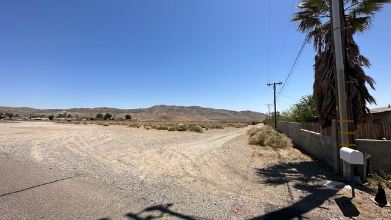 Camarillo Ave, Barstow, CA 92311 Land for Sale 13.68 Acres