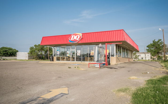 Pictures of Retail property located at 300 S Main St, Stinnett, TX 79083 for sales - image #1