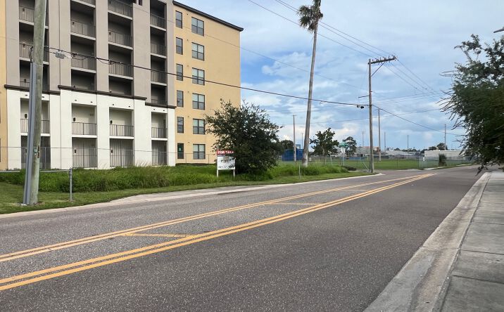 Pictures of Land property located at 4523 W Chestnut St, Tampa, FL 33607 for sales - image #1