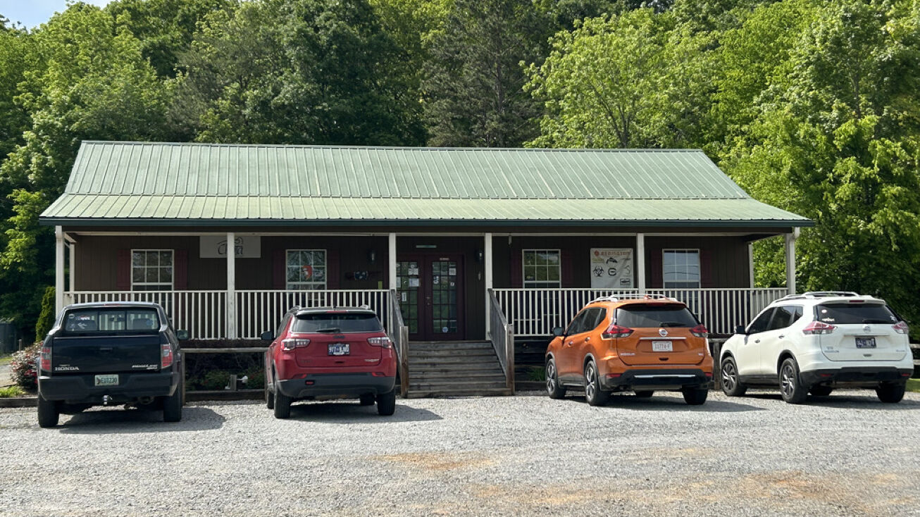 9051 Hiwassee St, Charleston, TN 37310