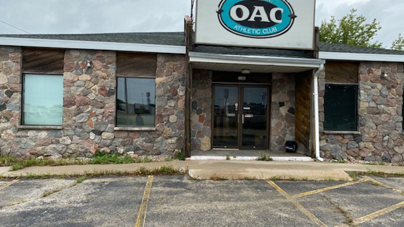 1145 S Washburn St, Oshkosh, WI 54904