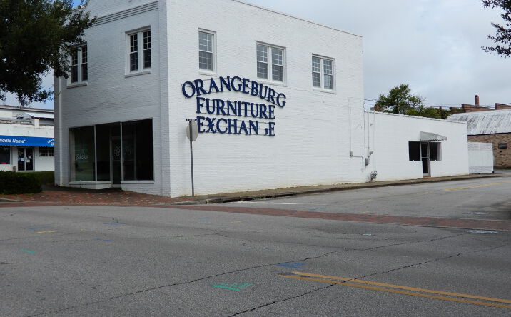 Pictures of Retail property located at 946 State Rd S-38-211, Orangeburg, SC 29115, 902 State Rd S-38-211, Orangeburg, SC 29115 for sales - image #1