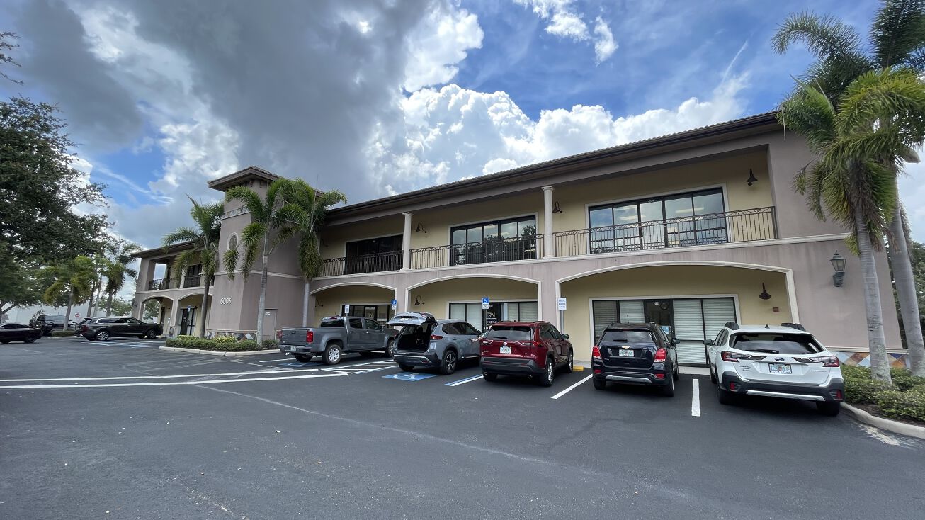 6003 Honore Ave, Sarasota, FL 34238