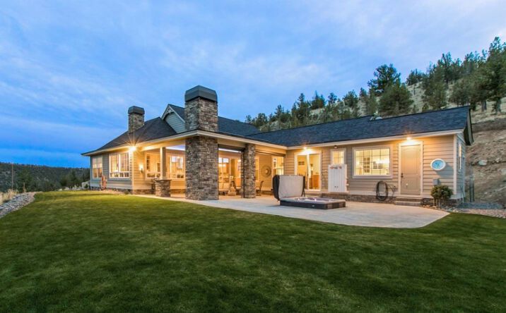 7579 SE NIGHT HAWK CT Prineville OR 97754-7583 APN: 1516290001300 ...