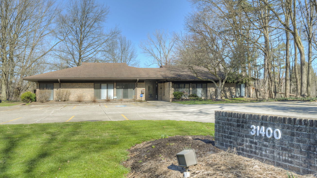 31400 Bradley Rd, North Olmsted, OH 44070