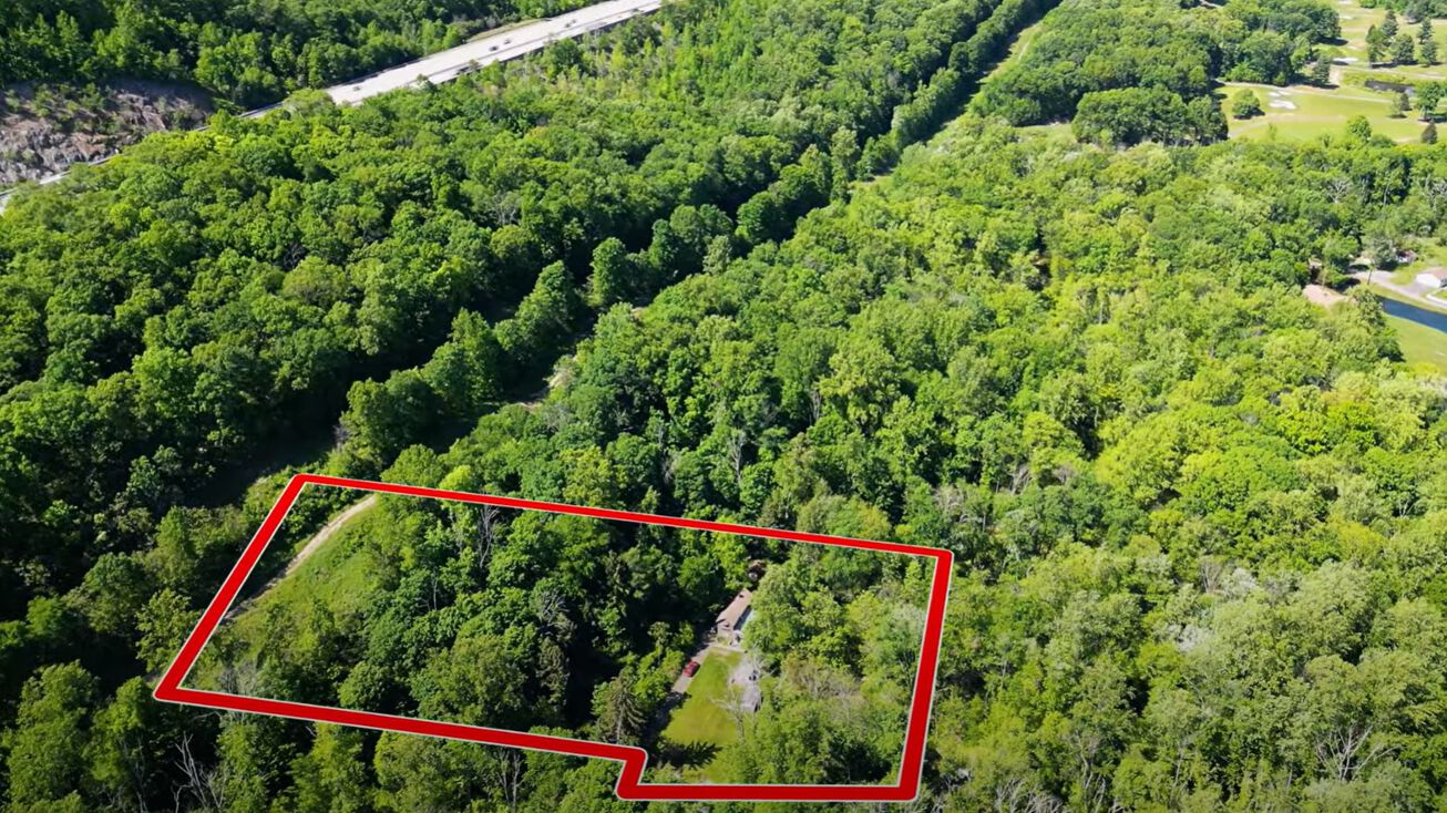 77 Voorhis Rd, Lincoln Park, NJ 07035