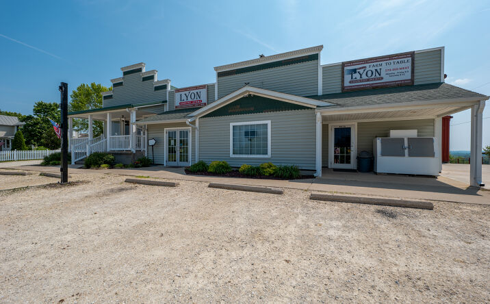 Pictures of Retail property located at 4634 MO-185, New Haven, MO 63068 for sales - image #1