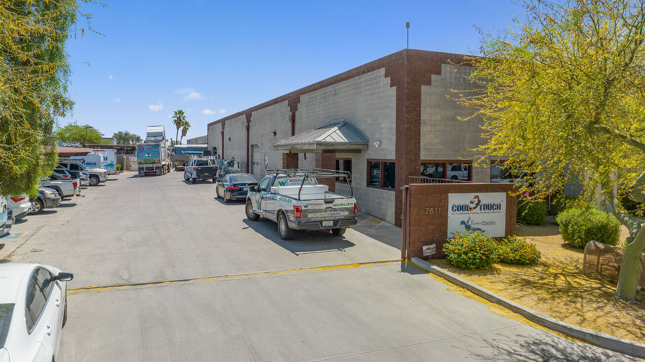 7611 N 74th Ave, Glendale, AZ 85303 Industrial Property for Sale ±
