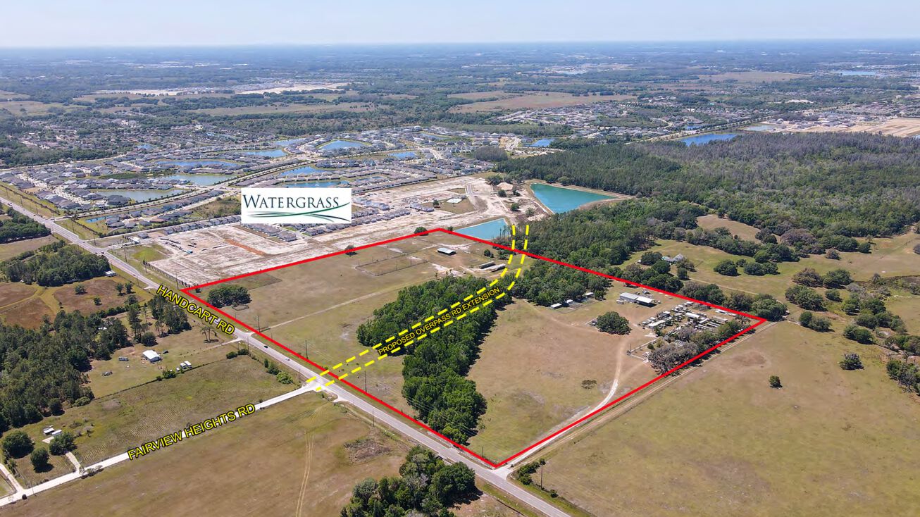 7855 Handcart Rd, Wesley Chapel, FL 33545