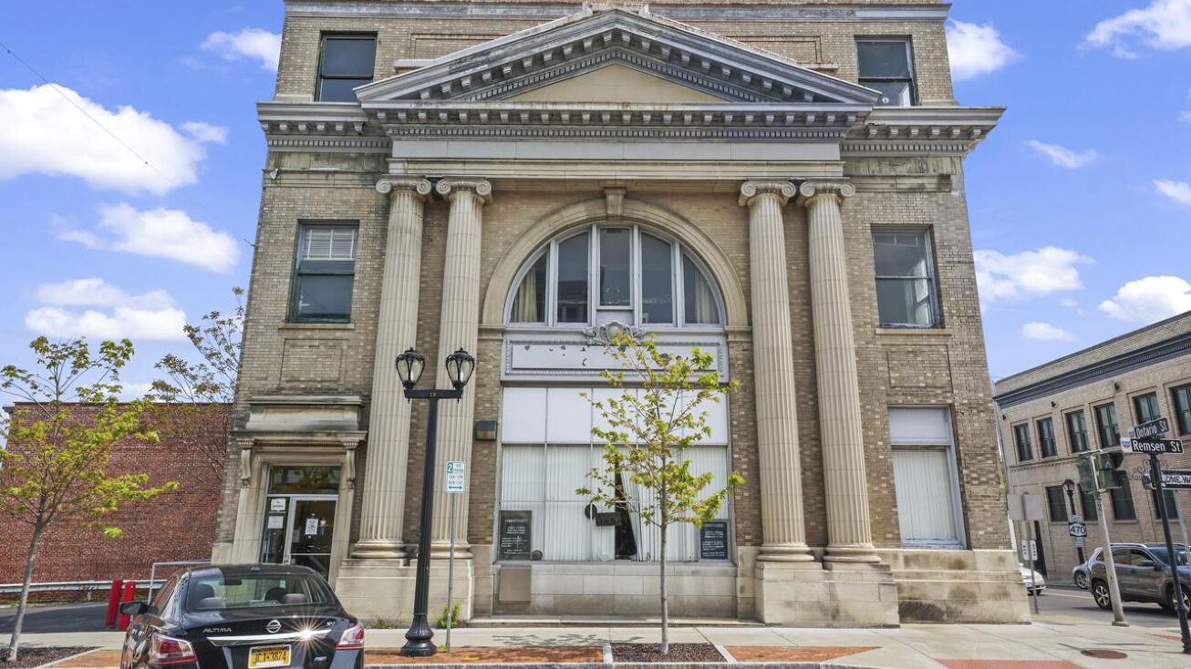 91 Remsen Street, Cohoes, NY 12047