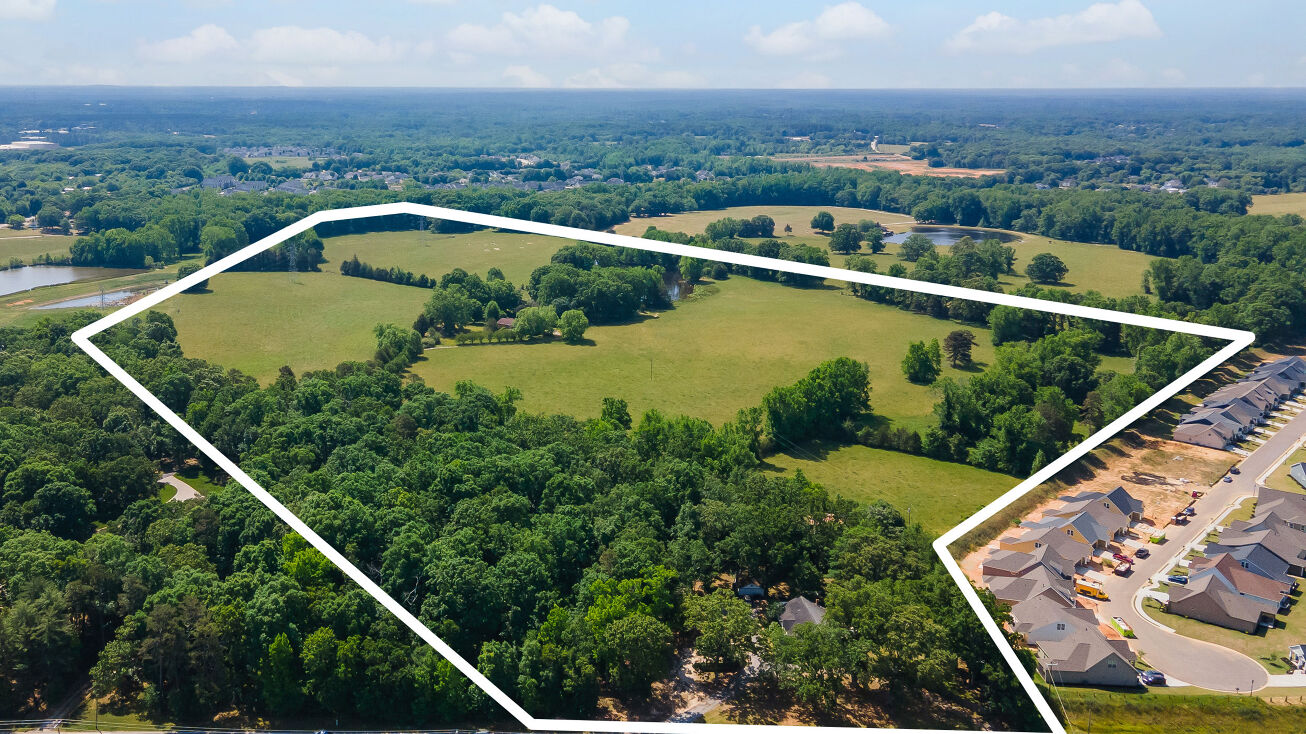 429 Harrison Bridge Rd, Simpsonville, SC 29680