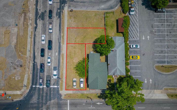 Pictures of Land property located at 801 S 3rd St, Wilmington, NC 28401 for sales - image #1