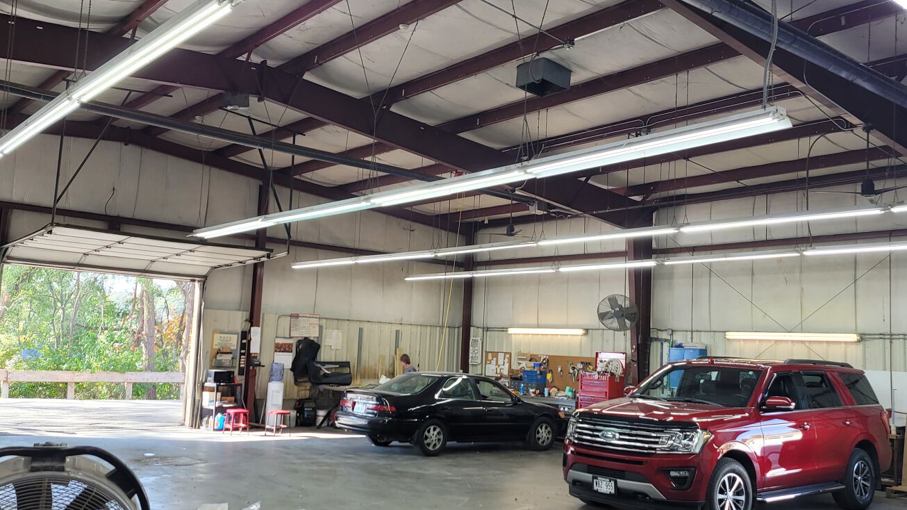 302 Galvin Rd N, Bellevue, NE 68005