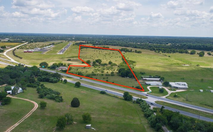 Pictures of Land property located at State Hwy 71, Smithville, TX 00000 for sales - image #1