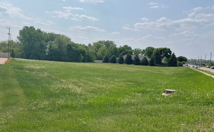 Pictures of Land property located at 412 N Western Ave, Sioux Falls, SD 57104 for sales - image #1
