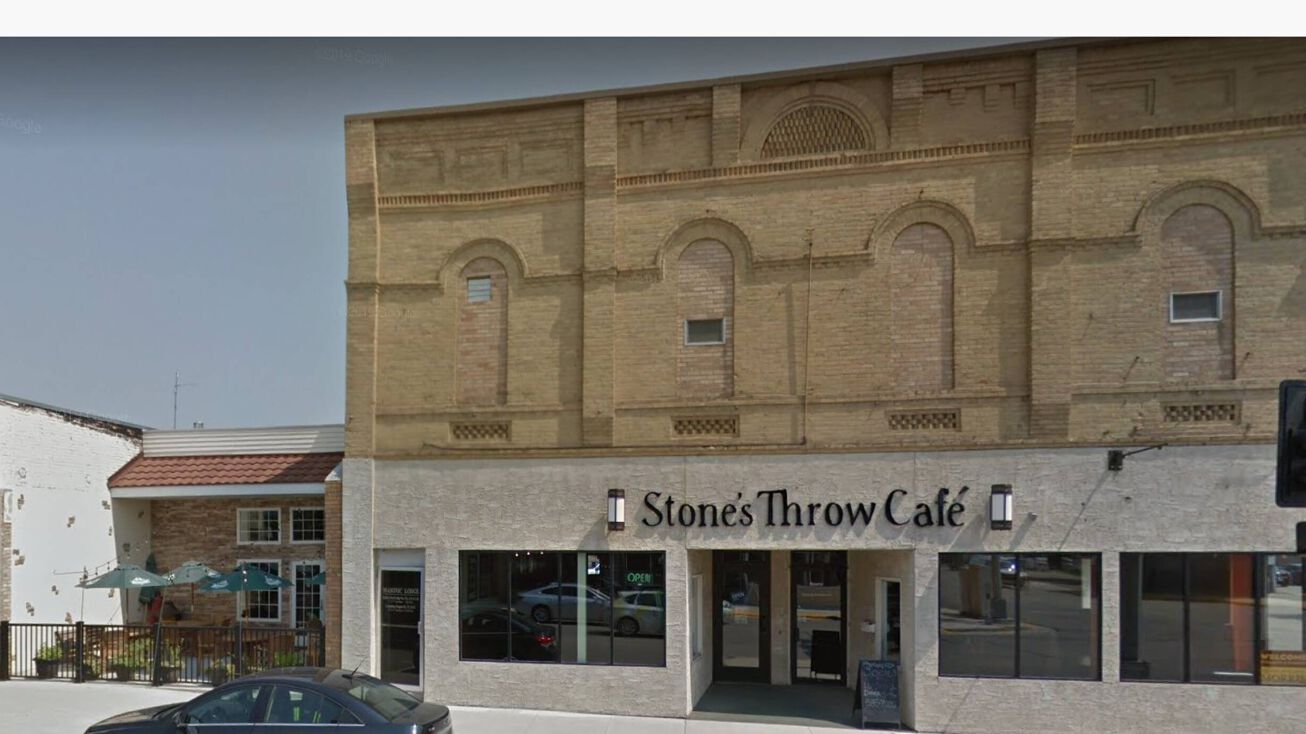 506 Atlantic Ave, Morris, MN 56267