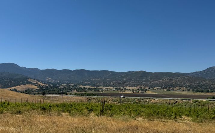 Pictures of Land property located at 22649 CA-202, Tehachapi, CA 93561 for sales - image #1