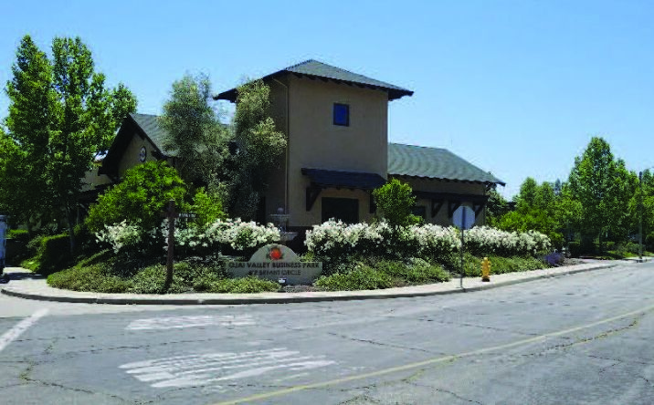 Pictures of Office property located at 407a Bryant Cir, Ojai, CA 93023 for sales - image #1