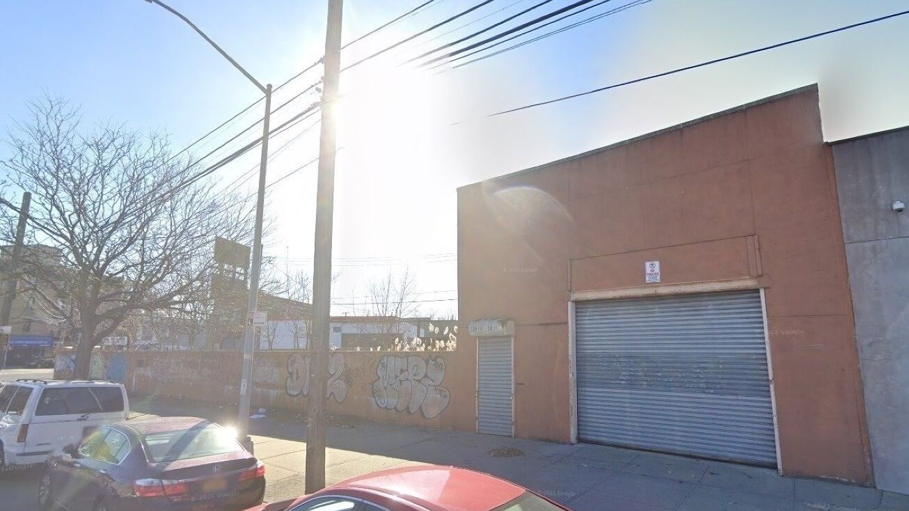 10608 150th St, Queens, NY 11435