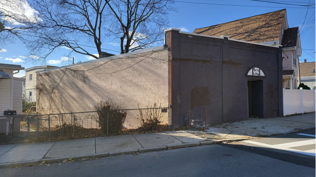 Beach St, Malden, MA 02148