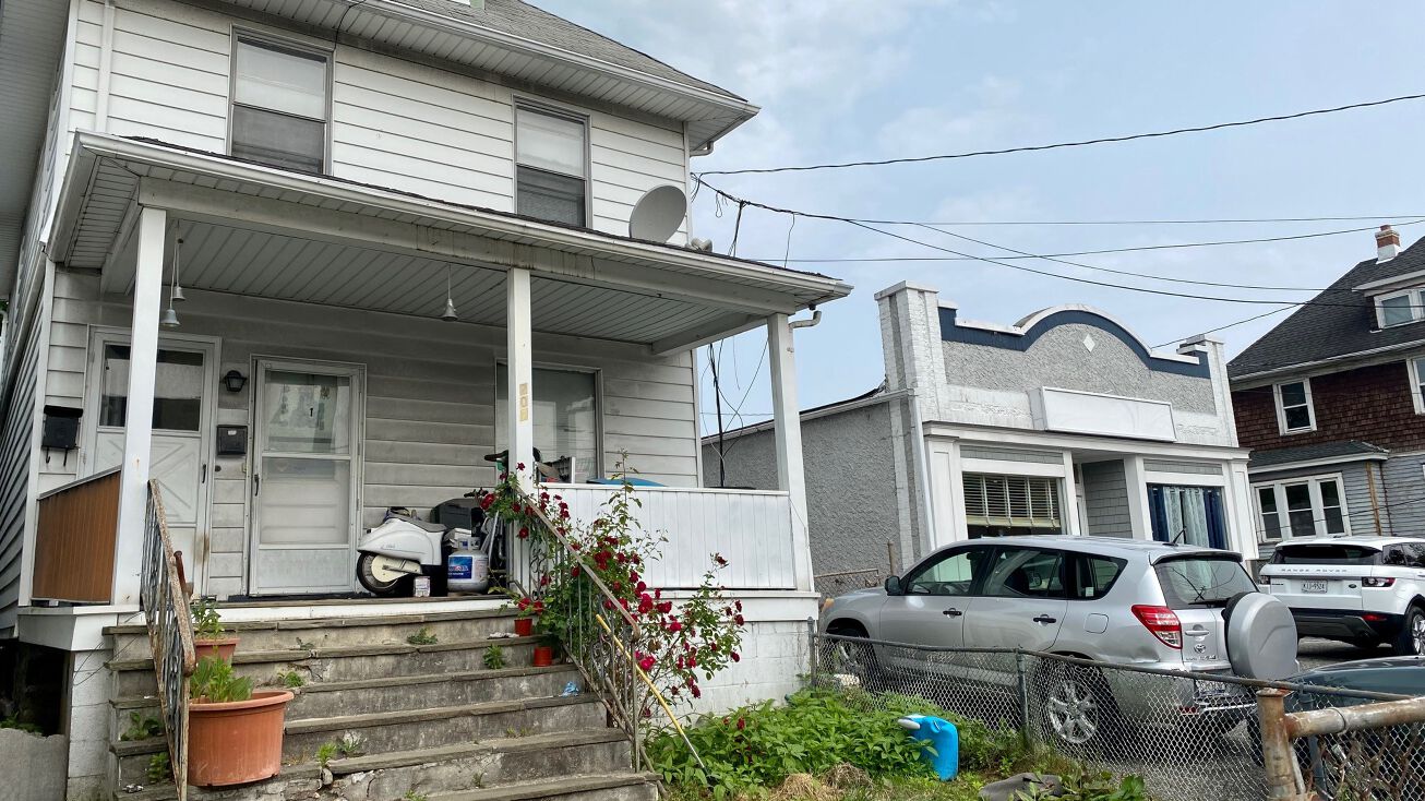 205 Harrison Ave, Harrison, NY 10528