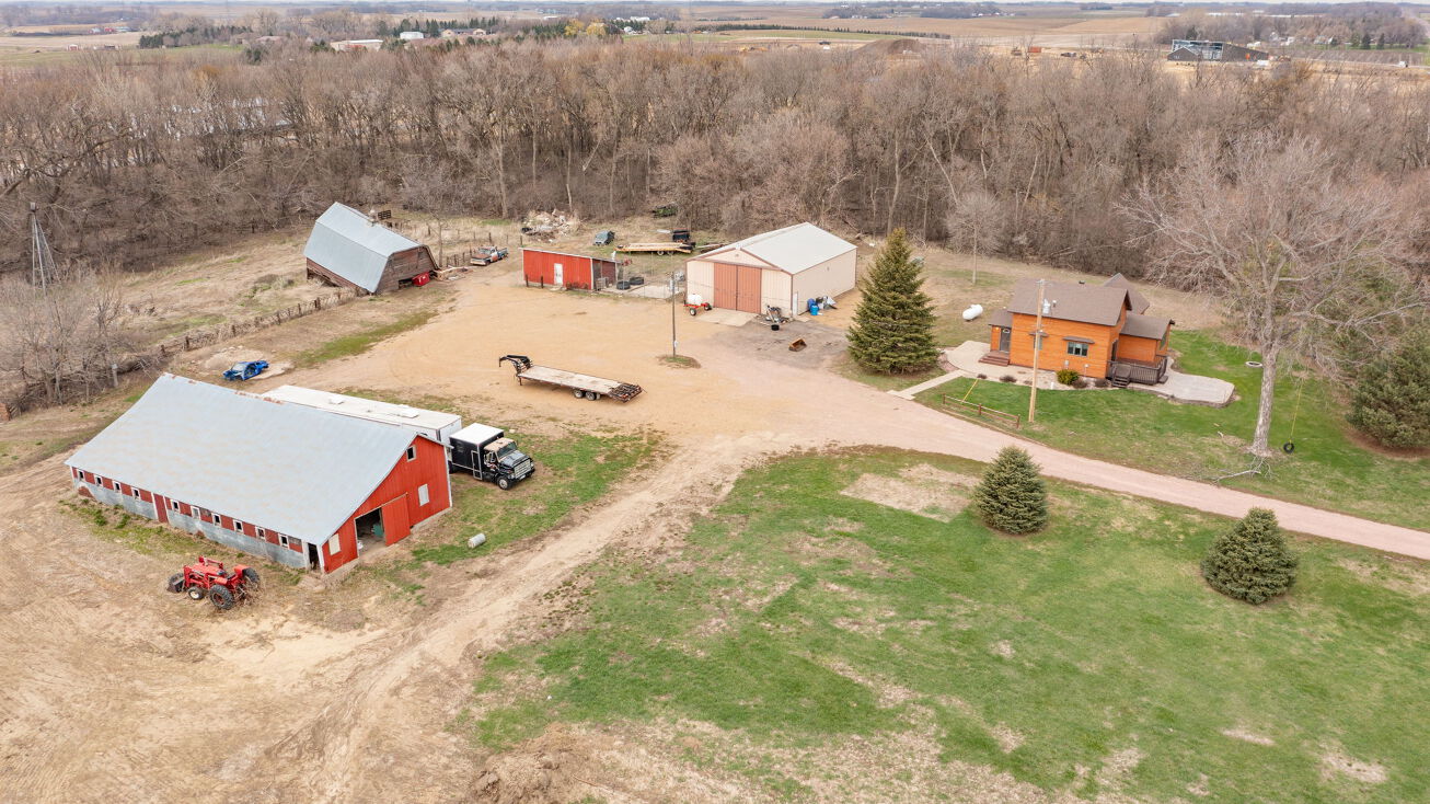 25637 470th Ave, Crooks, SD 57020